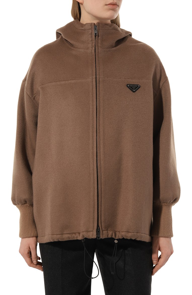 Женская кашемировая куртка PRADA бежевого цвета, арт. P679L-1XON-F0040-212 | Фото 3 (Материал внешний: Кашемир, Шерсть; Рукава: Длинные; Длина (верхняя одежда): Короткие; Кросс-КТ: Куртка, Легкие; Стили: Кэжуэл)