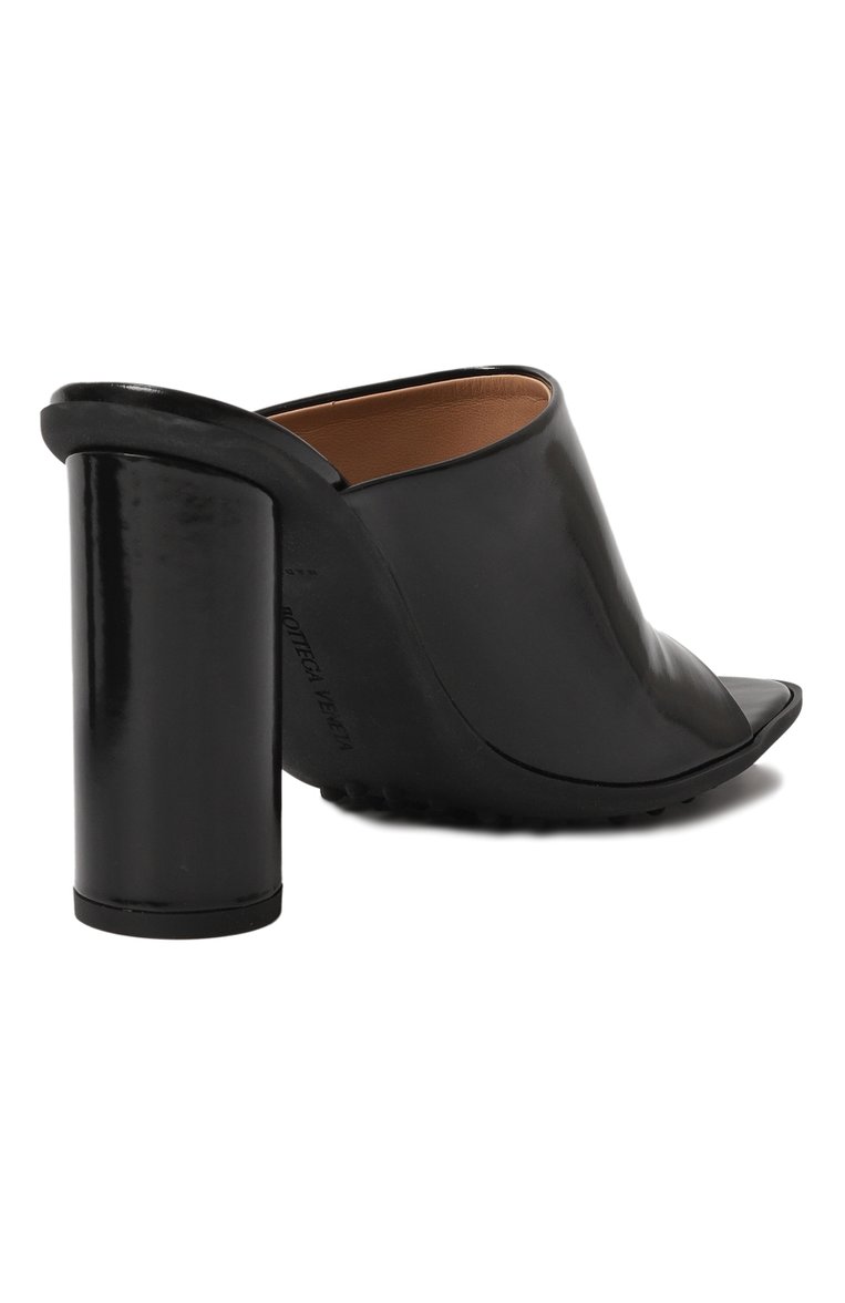 Женские кожаные мюли BOTTEGA VENETA черного цвета, арт. 740735V2LR0 1000 | Фото 5 (Материал сплава: Простав�лено; Подошва: Плоская; Каблук высота: Высокий; Материал внешний: Натуральная кожа; Драгоценные камни: Проставлено; Каблук тип: Устойчивый)