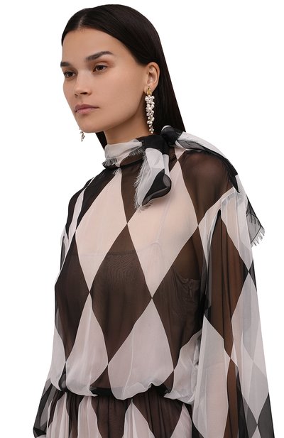 Серьги LANVIN белого цвета по цене 58750 руб., арт. AW-CJYA0Y-PERL-A21, фото 2 Серьги LANVIN, арт. AW-CJYA0Y-PERL-A21, фото 2