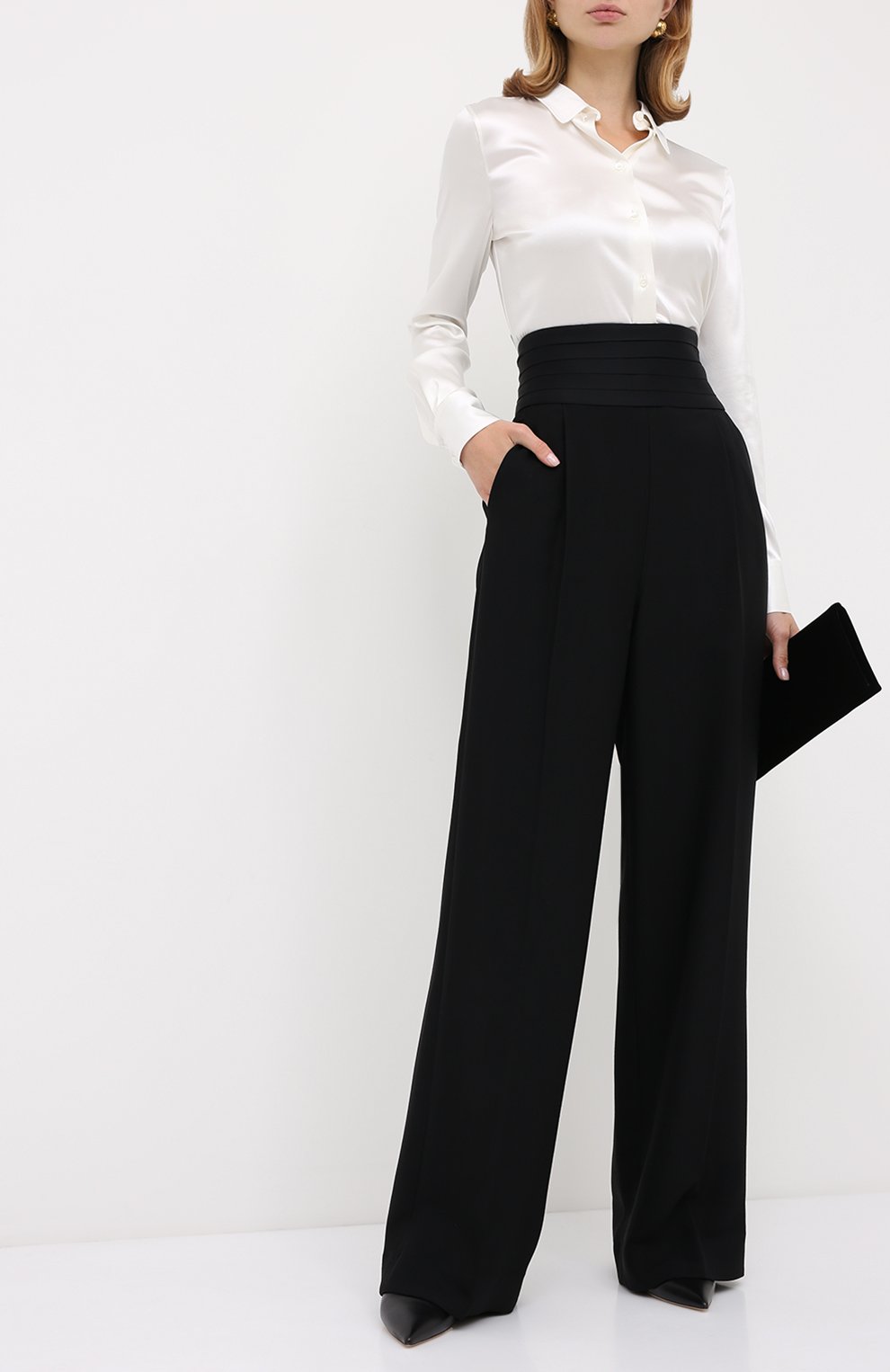 Шелковая рубашка TOM FORD белого цвета по цене 132500 руб., арт. CA3100-FAX334, фото 2 Шелковая рубашка TOM FORD, арт. CA3100-FAX334, фото 2