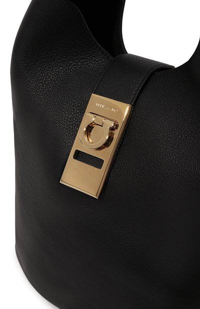 Сумка gancini FERRAGAMO черного цвета по цене 253500 руб., арт. 213995/764374, фото 3 Сумка gancini FERRAGAMO, арт. 213995/764374, фото 3