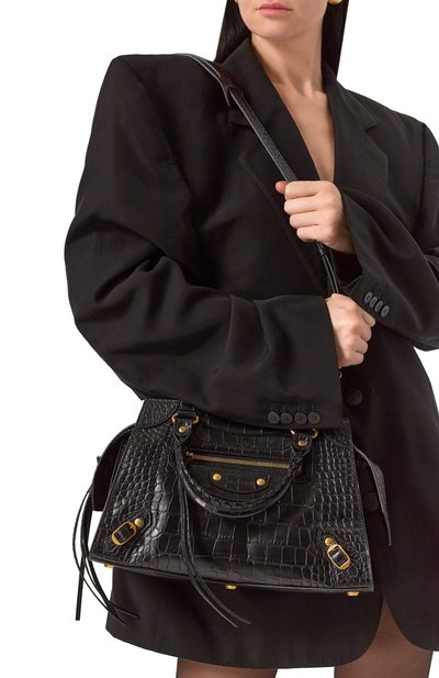 Сумка neo classic city small BALENCIAGA черного цвета по цене 296000 руб., арт. 678629/23EF1, фото 2 Сумка neo classic city small BALENCIAGA, арт. 678629/23EF1, фото 2