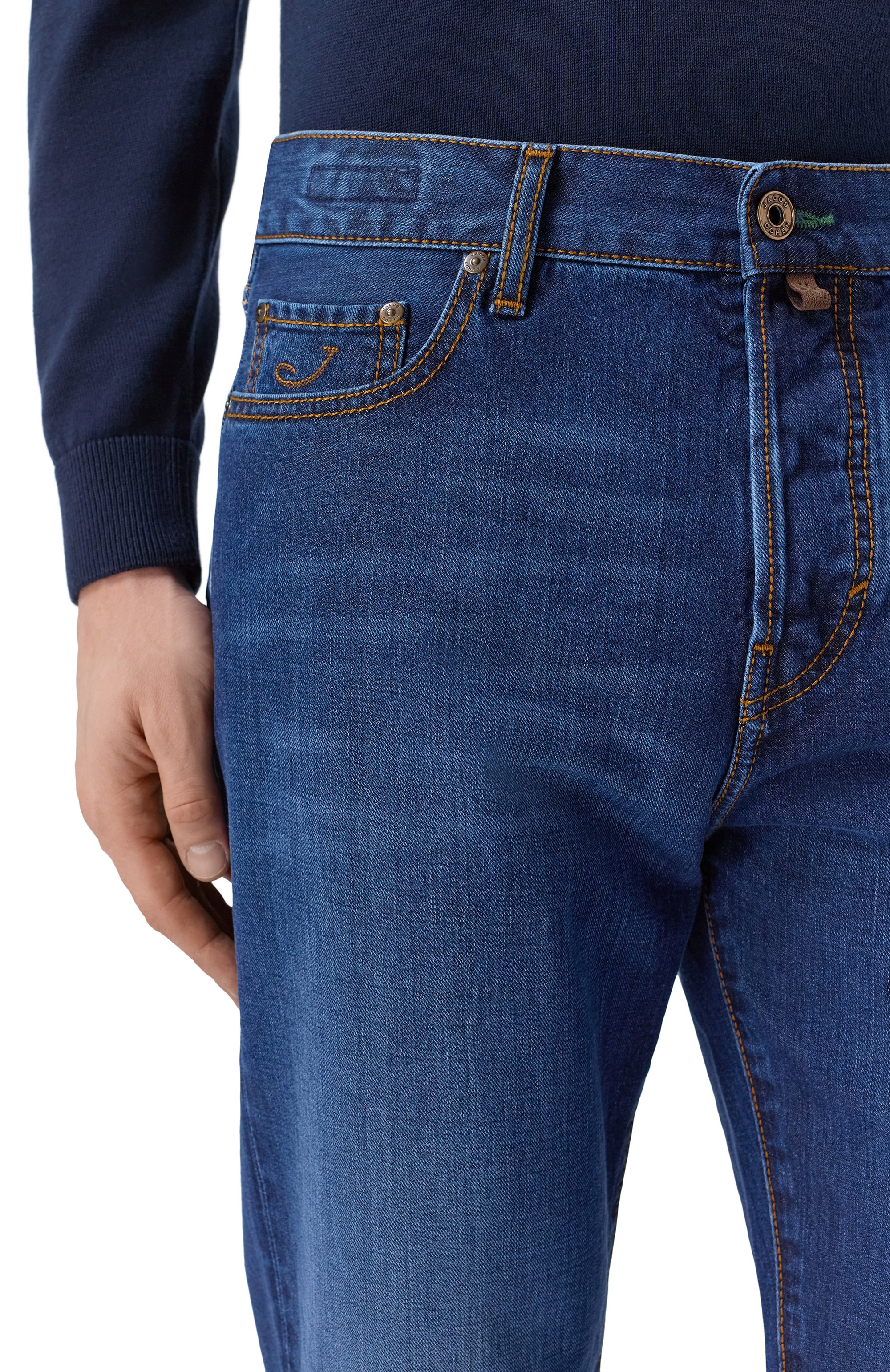 Джинсы edo JACOB COHEN темно-синего цвета по цене 83700 руб., арт. JUM_QM031 055 T854A V1, фото 5 Джинсы edo JACOB COHEN, арт. JUM_QM031 055 T854A V1, фото 5