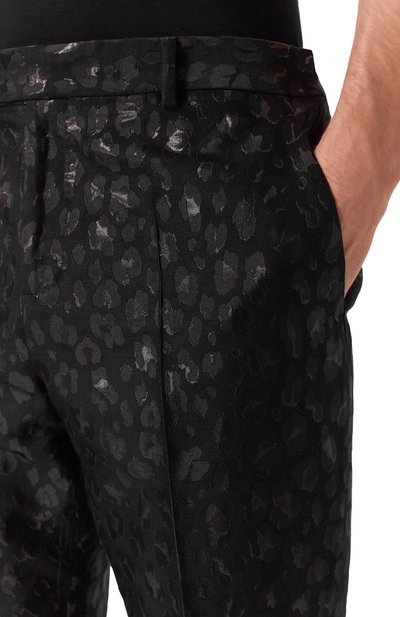 Брюки VERSACE черного цвета по цене 148500 руб., арт. 1016648/1A12363, фото 5 Брюки VERSACE, арт. 1016648/1A12363, фото 5