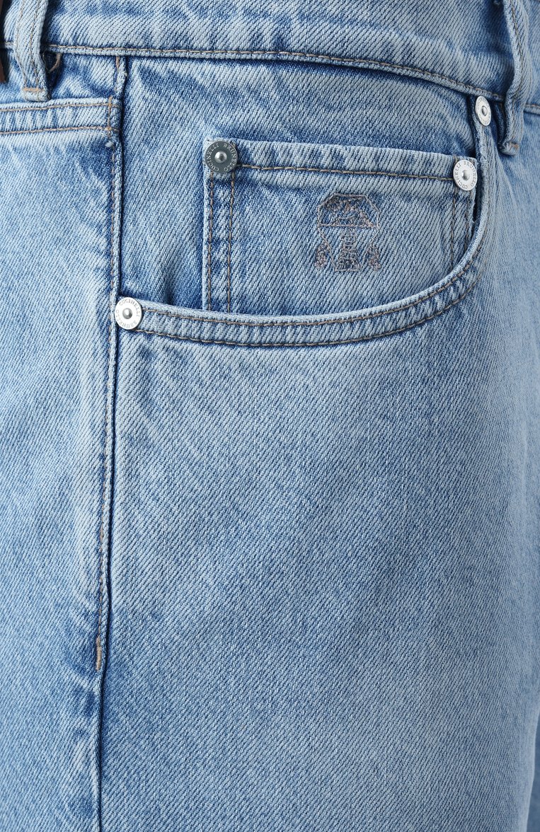 Мужские джинсы iconic fit BRUNELLO CUCINELLI голубого цвета, арт. M241PB2346 | Фото 6 (Длина (брюки, джинсы): Стандартные; Материал внешний: Хлопок, Деним; Кросс-КТ: Деним; Детали: Делаве; Стили: Повседневный; Автоматизация состава: Проставлено; Автоматизация ТО: Проставлено; Силуэт М (брюки): Прямые)
