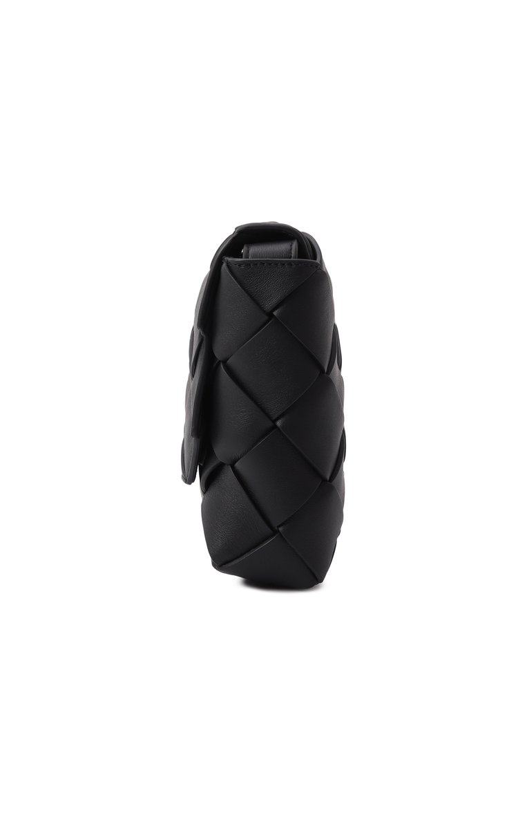 Мужская сумка diago small BOTTEGA VENETA черного цвета, арт. 795637/V56A1 | Фото 4 (Ремень/цепочка: На ремешке; Материал сплава: Проставлено; Размер: small; Материал: Натуральная кожа; Драгоценные камни: Проставлено)