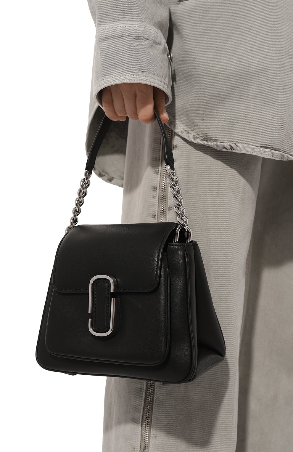 Сумка the satchel MARC JACOBS (THE) черного цвета по цене 54450 руб., арт. H708L01RE22, фото 2 Сумка the satchel MARC JACOBS (THE), арт. H708L01RE22, фото 2