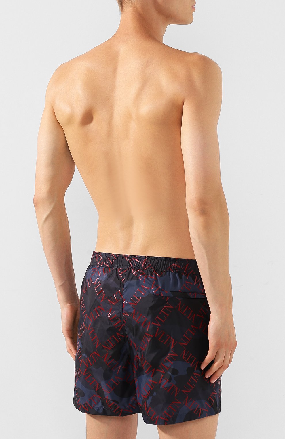 Плавки-шорты VALENTINO темно-синего цвета по цене 42950 руб., арт. SV3UH028JFG, фото 4 Плавки-шорты VALENTINO, арт. SV3UH028JFG, фото 4