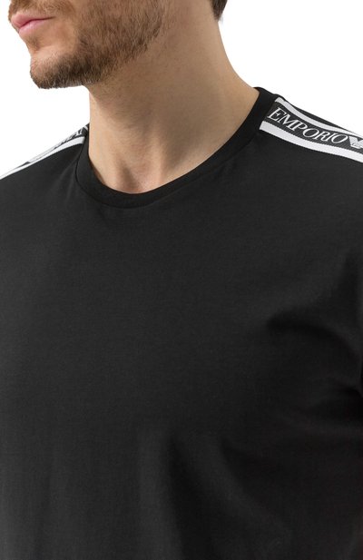 Хлопковая футболка EMPORIO ARMANI черного цвета по цене 9505 руб., арт. EM000574/AF12333, фото 5 Хлопковая футболка EMPORIO ARMANI, арт. EM000574/AF12333, фото 5