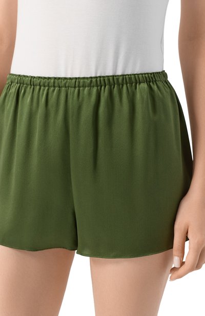 Шелковые шорты EVA B.BITZER хаки цвета по цене 21020 руб., арт. 27318245, фото 5 Шелковые шорты EVA B.BITZER, арт. 27318245, фото 5