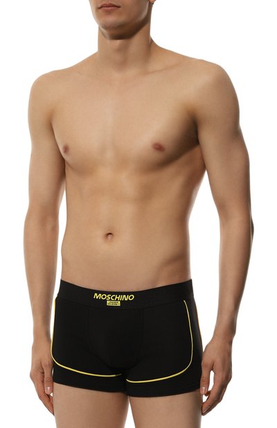 Хлопковые боксеры MOSCHINO черного цвета по цене 7465 руб., арт. A1319/4427, фото 2 Хлопковые боксеры MOSCHINO, арт. A1319/4427, фото 2