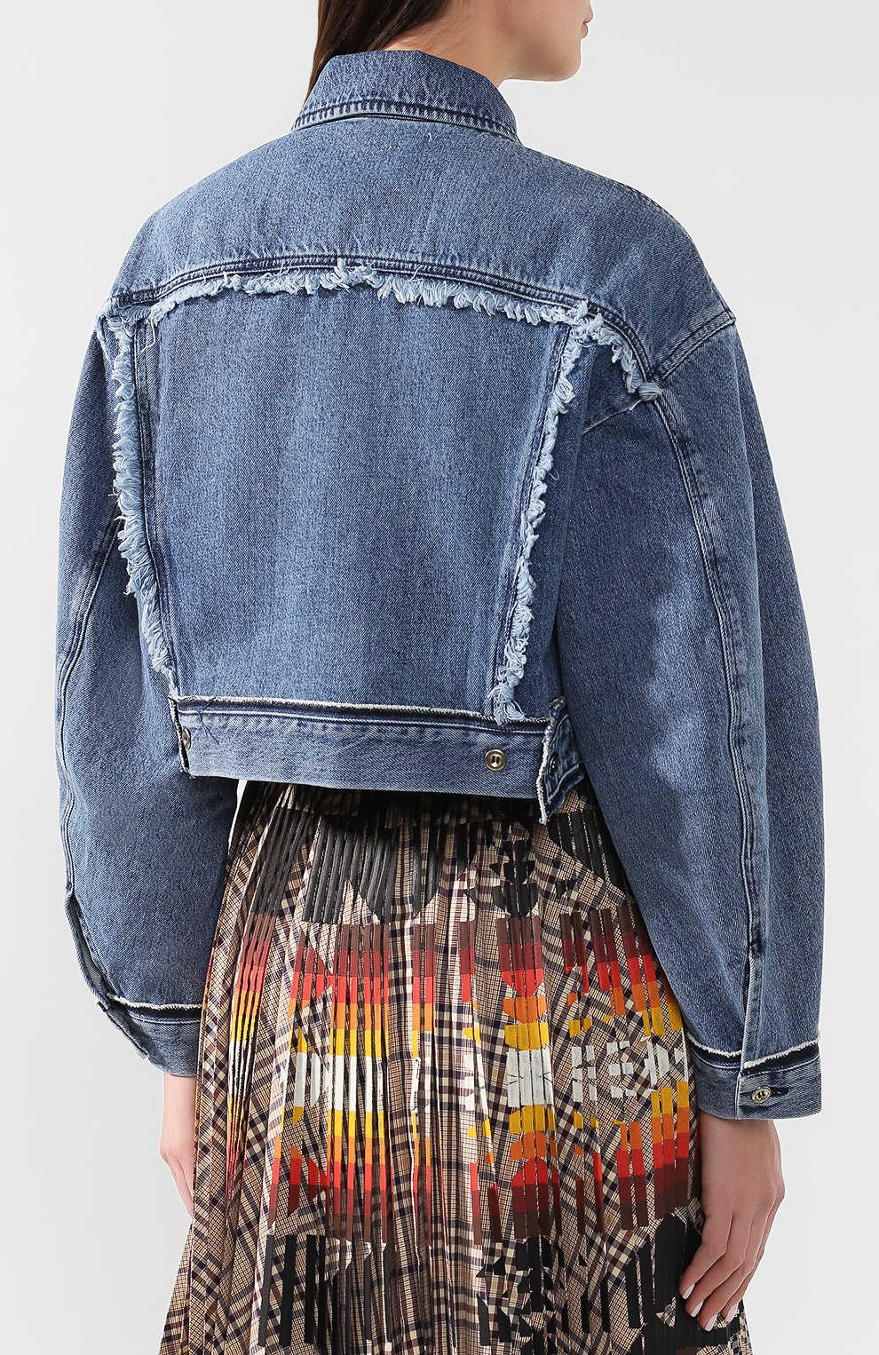 Джинсовая куртка ACNE STUDIOS голубого цвета по цене 39550 руб., арт. A90120, фото 4 Джинсовая куртка ACNE STUDIOS, арт. A90120, фото 4