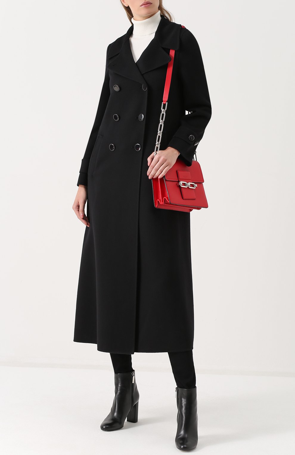 Удлиненное двубортное пальто GIORGIO ARMANI черного цвета по цене 391000 руб., арт. ZAL06T/ZA116, фото 2 Удлиненное двубортное пальто GIORGIO ARMANI, арт. ZAL06T/ZA116, фото 2