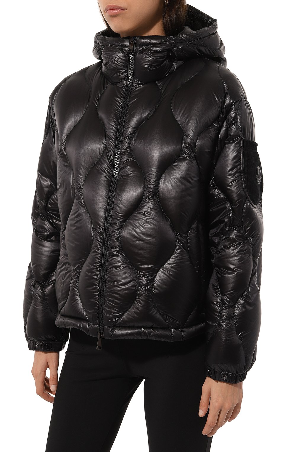 Пуховик MONCLER черного цвета по цене 171500 руб., арт. 1A000-19-595B1, фото 3 Пуховик MONCLER, арт. 1A000-19-595B1, фото 3