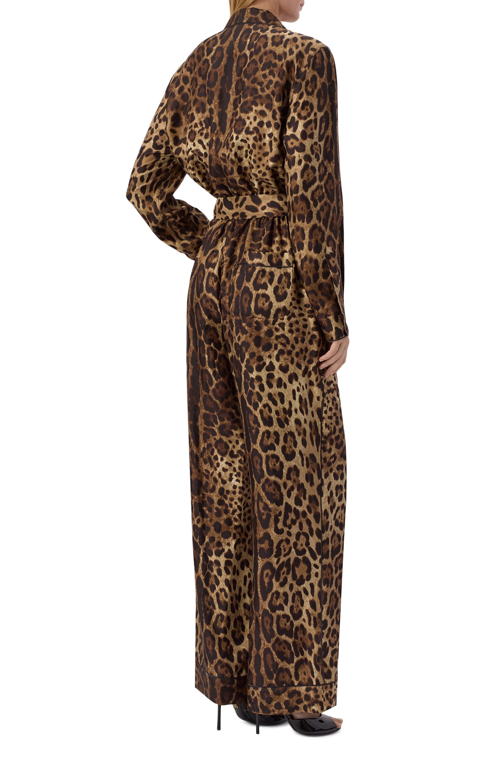 Шелковый комбинезон DOLCE & GABBANA леопардового цвета по цене 399500 руб., арт. F6C1GT/HS1ZX, фото 3 Шелковый комбинезон DOLCE & GABBANA, арт. F6C1GT/HS1ZX, фото 3