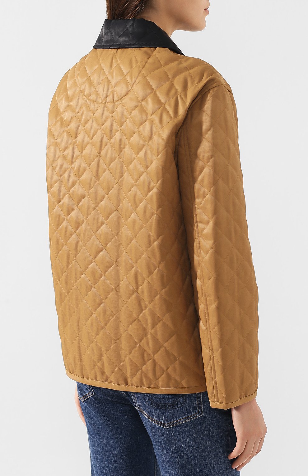 Стеганая куртка BURBERRY бежевого цвета по цене 99500 руб., арт. 8007019, фото 4 Стеганая куртка BURBERRY, арт. 8007019, фото 4