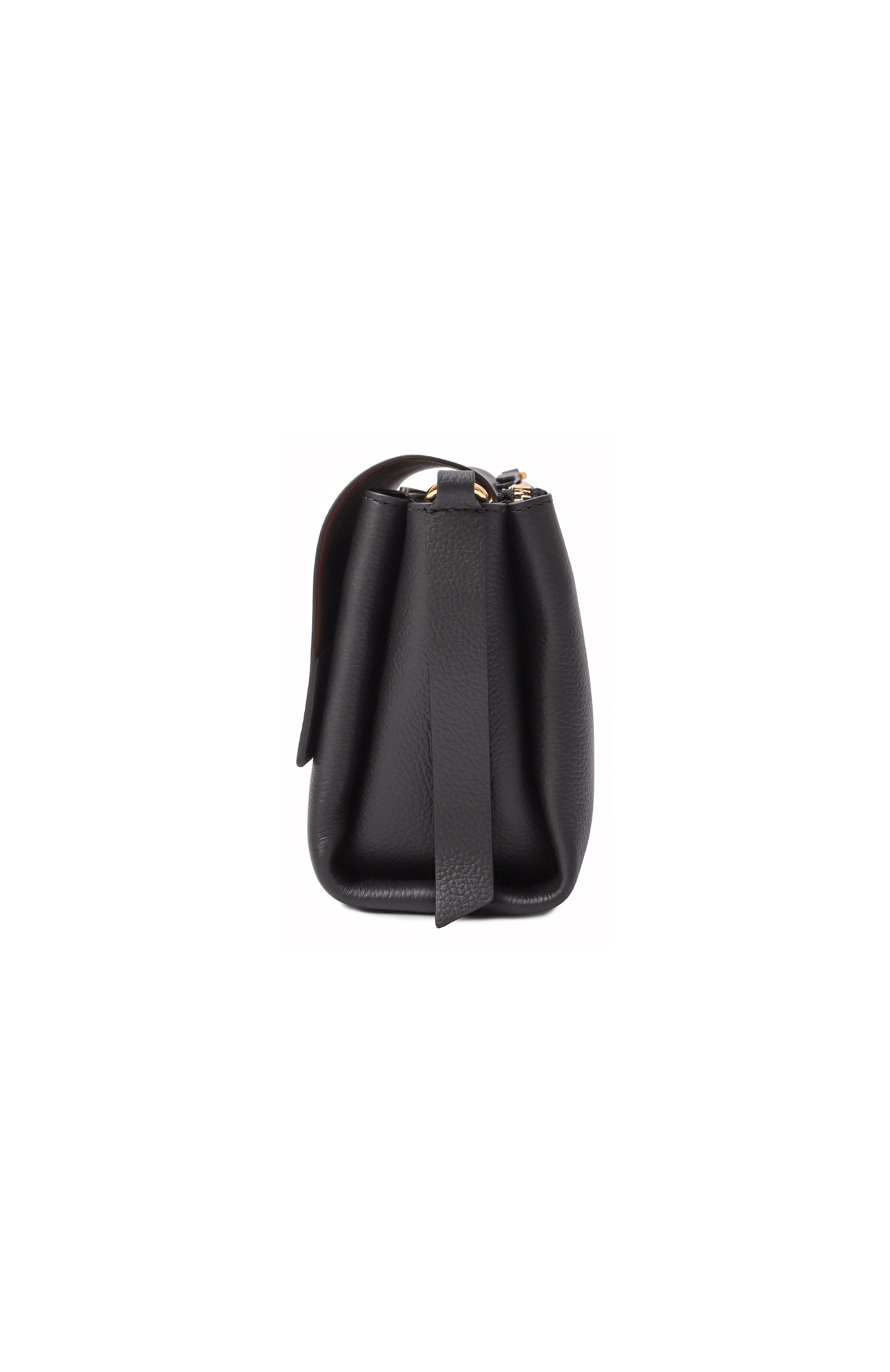 Сумка boheme small COCCINELLE черного цвета по цене 45150 руб., арт. E1 M50 12 01 01, фото 4 Сумка boheme small COCCINELLE, арт. E1 M50 12 01 01, фото 4