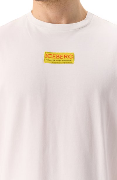Хлопковая футболка ICEBERG белого цвета по цене 14600 руб., арт. F019/6318, фото 5 Хлопковая футболка ICEBERG, арт. F019/6318, фото 5