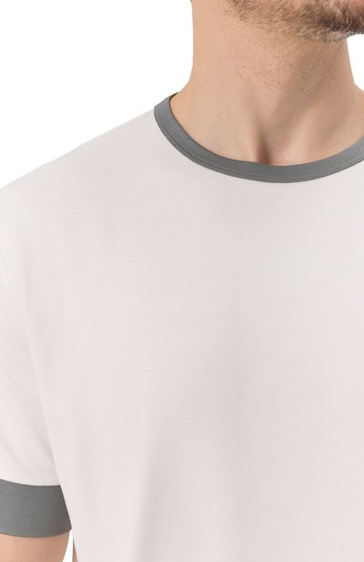 Хлопковая футболка GIORGIO ARMANI белого цвета по цене 55850 руб., арт. GM001948/TE10333, фото 5 Хлопковая футболка GIORGIO ARMANI, арт. GM001948/TE10333, фото 5