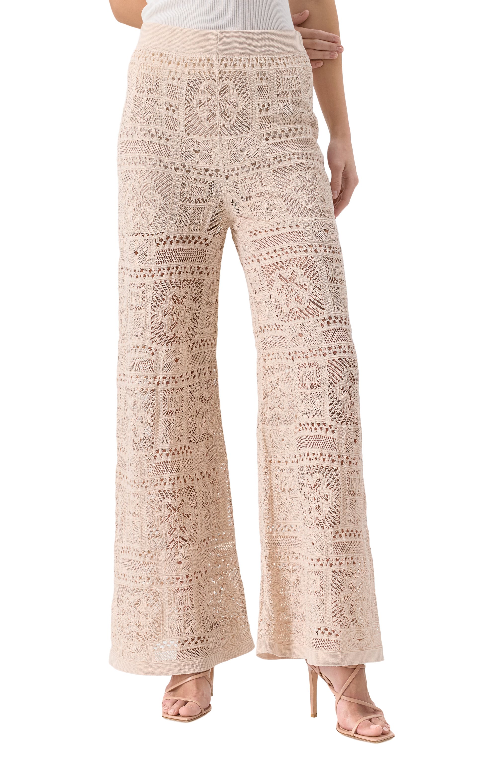 Брюки из хлопка и вискозы D.EXTERIOR кремового цвета по цене 59300 руб., арт. 60368, фото 3 Брюки из хлопка и вискозы D.EXTERIOR, арт. 60368, фото 3