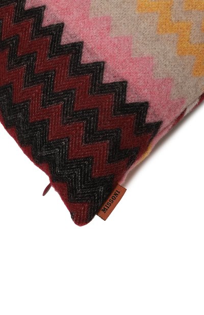 Декоративная подушка MISSONIHOME разноцветного цвета по цене 19600 руб., арт. 1H3CU40005/T59, фото 3 Декоративная подушка MISSONIHOME, арт. 1H3CU40005/T59, фото 3