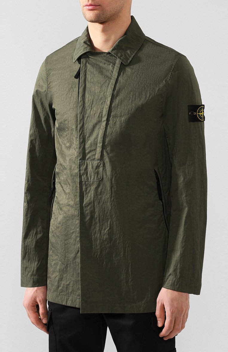 Мужской плащ STONE ISLAND хаки цвета, арт. 721540226 | Фото 3 (Материал внешний: Синтетический материал; Длина (верхняя одежда): До середины бедра; Мужское Кросс-КТ: Верхняя одежда, Плащ-верхняя одежда; Рукава: Длинные; Стили: Кэжуэл, Милитари; Материал сплава: Проставлено; Драгоценные камни: Проставлено)