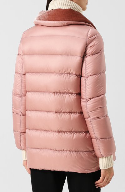 Пуховик MONCLER розового цвета по цене 99500 руб., арт. D2-093-46379-49-53048, фото 4 Пуховик MONCLER, арт. D2-093-46379-49-53048, фото 4