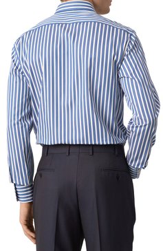 Мужская хлопковая рубашка ZEGNA темно-синего цвета, арт. 701526A7/9MS0JI | Фото 4 (Материал сплава: Проставлено; Матер�иал внешний: Хлопок; Рукава: Длинные; Стили: Кэжуэл; Драгоценные камни: Проставлено; Длина (для топов): Стандартные; Рубашки М: Slim Fit; Воротник: Кент; Манжеты: На пуговицах; Принт: Полоска; Случай: Повседневный)