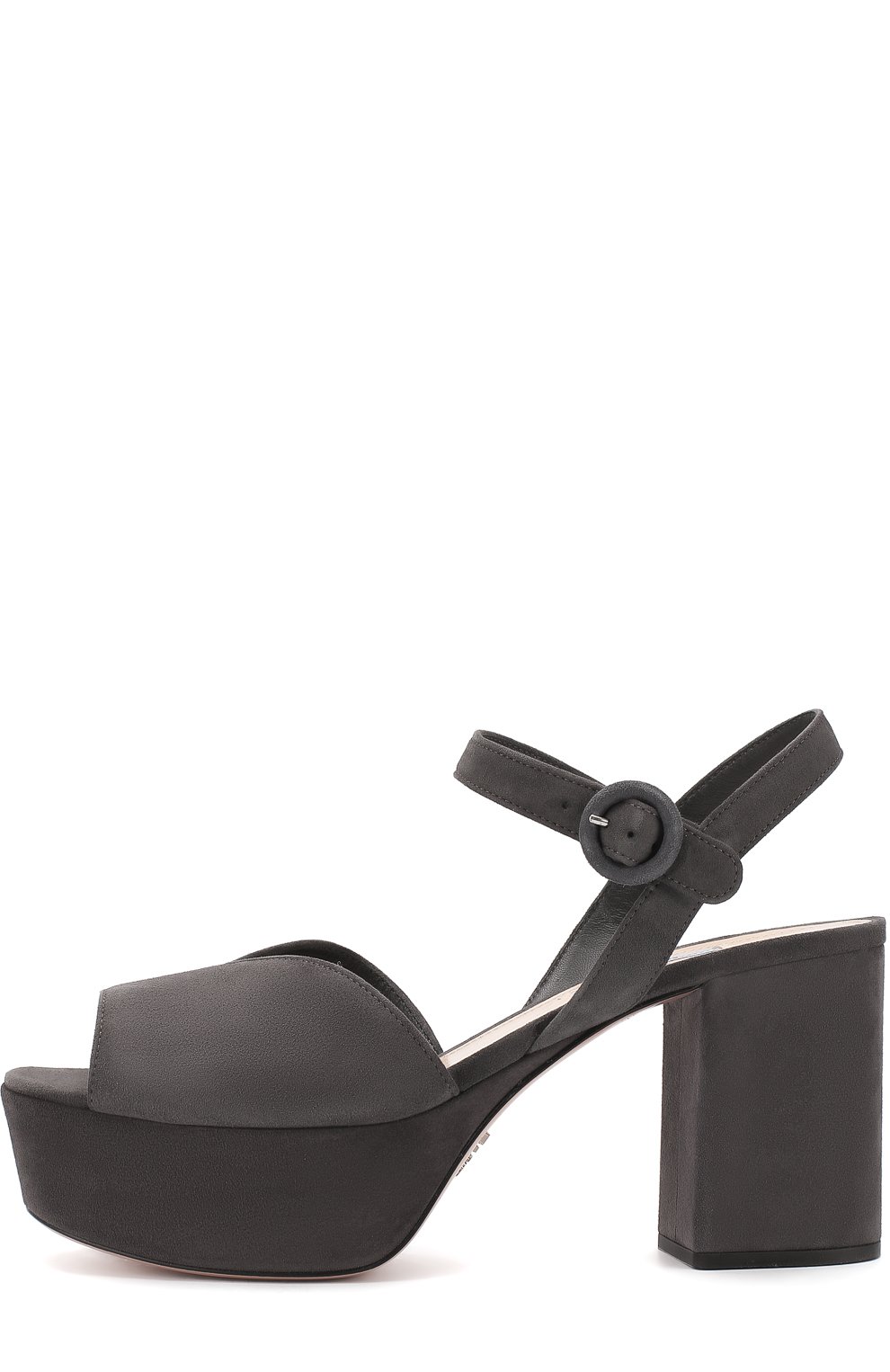 Замшевые босоножки на устойчивом каблуке и платформе PRADA серого цвета по цене 85000 руб., арт. 1XP39A-8-F0471-B085, фото 3 Замшевые босоножки на устойчивом каблуке и платформе PRADA, арт. 1XP39A-8-F0471-B085, фото 3