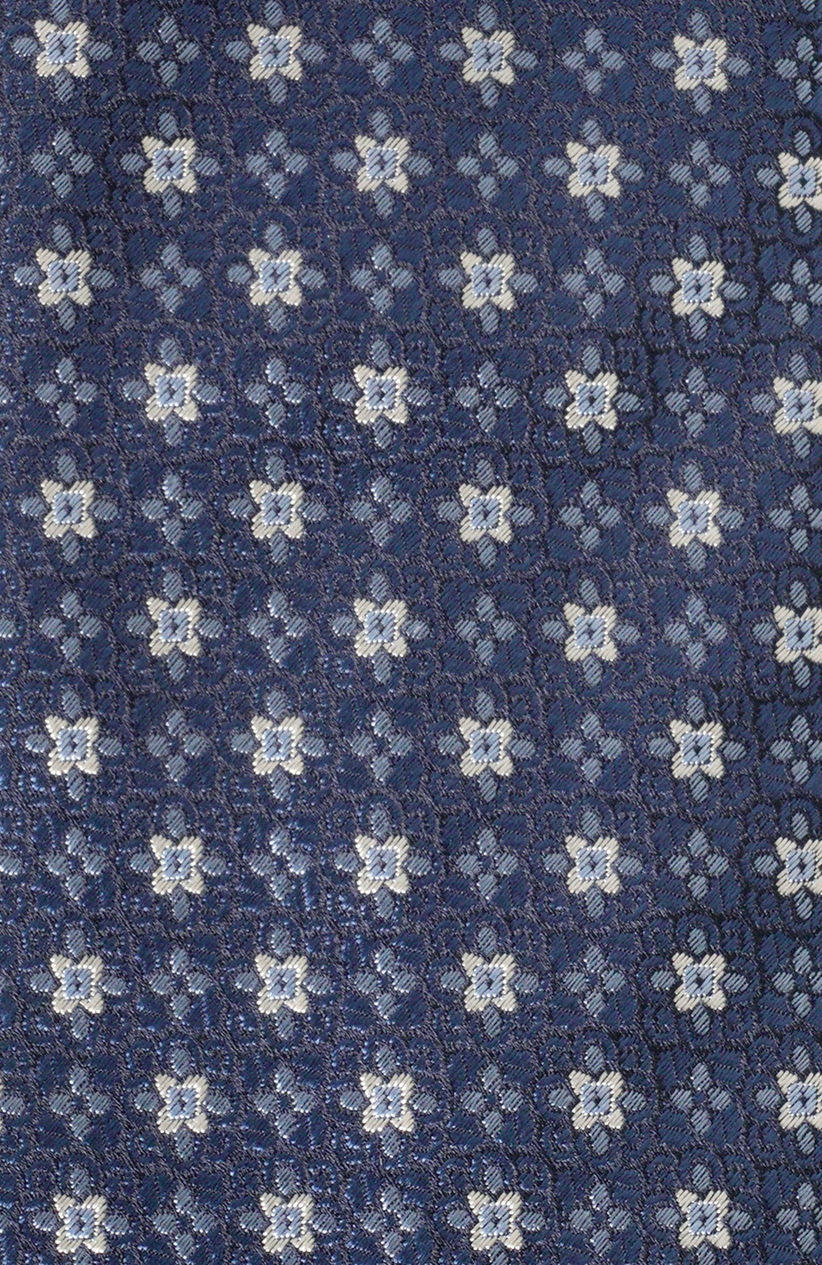 Шелковый галстук CANALI синего цвета по цене 21450 руб., арт. 18/HJ04716, фото 4 Шелковый галстук CANALI, арт. 18/HJ04716, фото 4