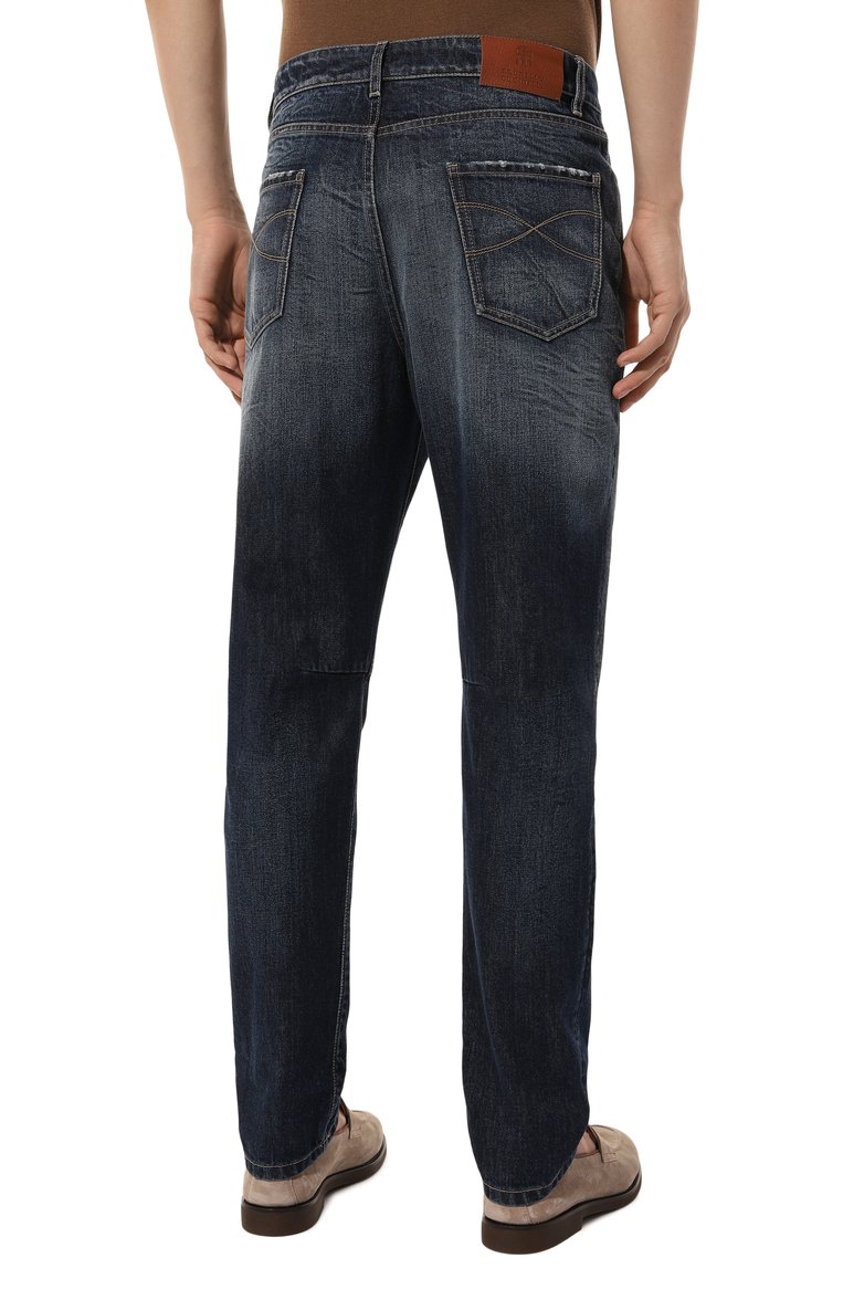 Мужские джинсы leisure fit BRUNELLO CUCINELLI темно-синего цвета, арт. MA095X2520 | Фото 4 (Длина (брюки, джинсы): Стандартные; Материал внешний: Хлопок, Деним; Кросс-КТ: Деним; Детали: Потертости; Силуэт М (брюки): Прямые; Стили: Streetwear; Автоматизация состава: Проставлено; Автоматизация ТО: Проставлено)