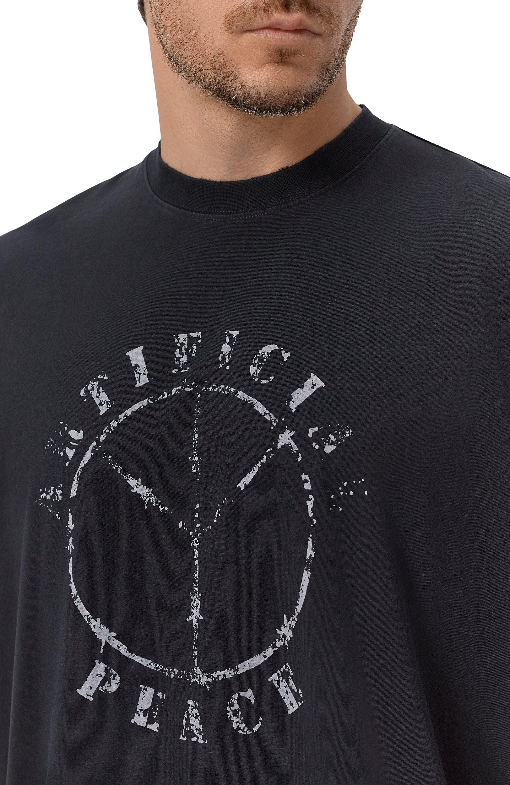 Хлопковая футболка VETEMENTS черного цвета по цене 78100 руб., арт. MH27TR189B, фото 5 Хлопковая футболка VETEMENTS, арт. MH27TR189B, фото 5