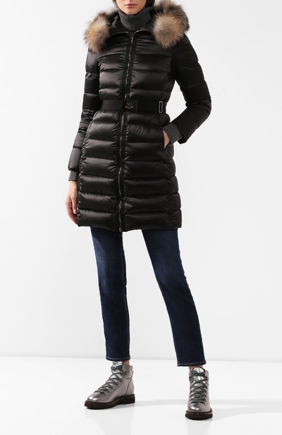 Стеганый пуховик tinuviel MONCLER черного цвета по цене 125500 руб., арт. B2-093-49330-20-57869, фото 2 Стеганый пуховик tinuviel MONCLER, арт. B2-093-49330-20-57869, фото 2