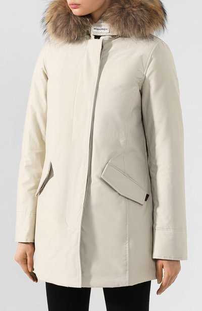 Пуховая парка WOOLRICH белого цвета по цене 68200 руб., арт. WWCPS2762/UT0001, фото 3 Пуховая парка WOOLRICH, арт. WWCPS2762/UT0001, фото 3