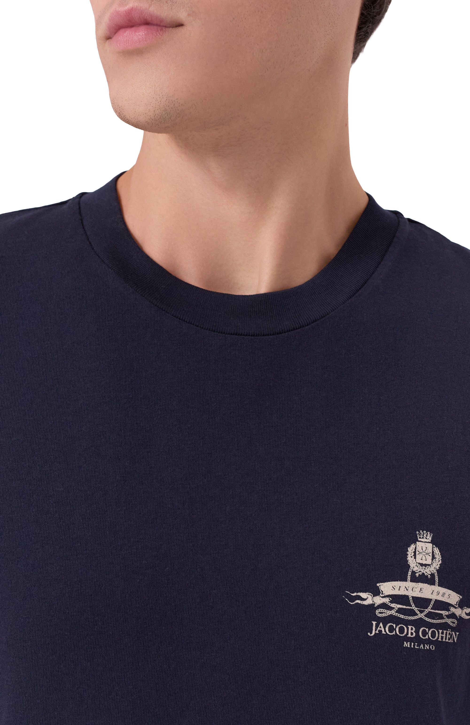 Хлопковая футболка JACOB COHEN темно-синего цвета по цене 25650 руб., арт. JUM_40007 001 M4526 T0, фото 5 Хлопковая футболка JACOB COHEN, арт. JUM_40007 001 M4526 T0, фото 5