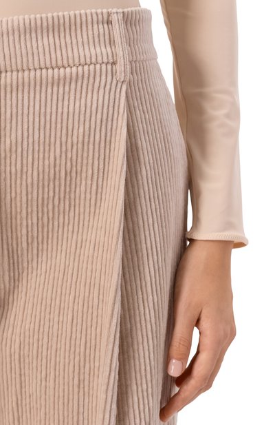 Вельветовые брюки ANTONELLI FIRENZE кремового цвета по цене 77400 руб., арт. M8451P/688B, фото 5 Вельветовые брюки ANTONELLI FIRENZE, арт. M8451P/688B, фото 5