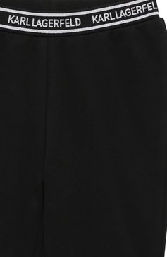 Детская комплект из лонгслива и брюк KARL LAGERFELD KIDS черно-белого цвета, арт. Z30280 | Фото 7 (Материал внешний: Хлопок; Материал сплава: Проставлено; Драгоценные камни: Проставлено; Рукава: Длинные; Девочки Кросс-КТ: Костюмы-спорт; Ростовка одежда: 24 мес | 92 см)