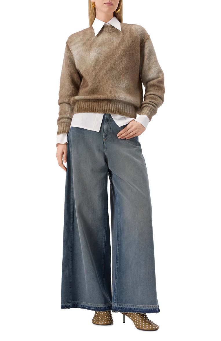 Женский свитер ACNE STUDIOS светло-коричневого цвета, арт. FN-WN-KNIT000759/A60546 | Фото 2 (Материал внешний: Шерсть, Синтетический материал; Длина (для топов): Стандартные; Рукава: Длинные; Женское Кросс-КТ: Свитер-одежда; Стили: Минимализм)