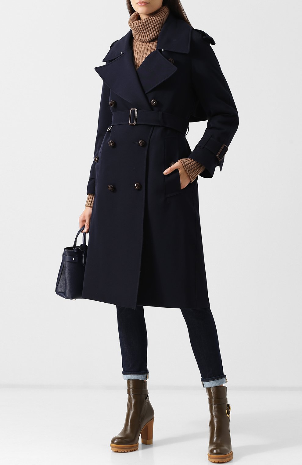 Двубортное шерстяное пальто с поясом BURBERRY темно-синего цвета по цене 325500 руб., арт. 8003619, фото 2 Двубортное шерстяное пальто с поясом BURBERRY, арт. 8003619, фото 2