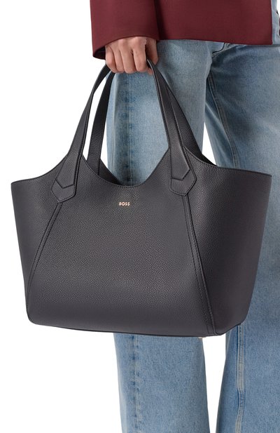 Сумка lenah BOSS черного цвета по цене 51200 руб., арт. 50563395, фото 2 Сумка lenah BOSS, арт. 50563395, фото 2