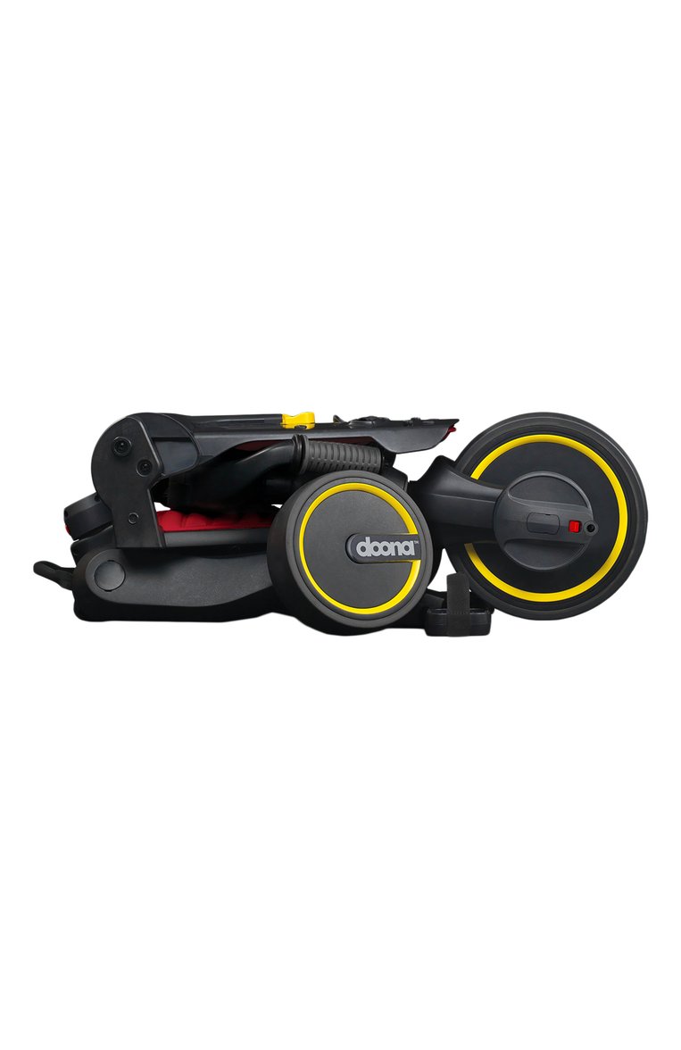 Детская складной трехколесный велосипед doona liki trike s3 SIMPLE PARENTING красного цвета, арт. SP530-99-031-015 | Фото 5 (Региональные ограничения белый список (Axapta Mercury): Не проставлено; Нос: Не проставлено; Игрушки: Транспорт - велосипеды)