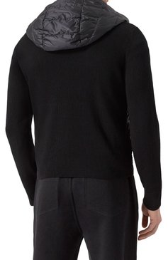 Мужской комбинированный кардиган MONCLER черного цвета, арт. 9B00005/M1367 | Фото 4 (Рукава: Длинные; Длина (для топов): Стандартные; Материал внешний: Хлопок; Мужское Кросс-КТ: Кардиган-одежда; Стили: Кэжуэл; Застежка: Молния; Материал уте�плителя: Пух и перо)