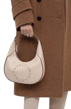 Женская сумка stella logo small STELLA MCCARTNEY кремвого цвета, арт. 700269/W8542 | Фото 2 (Сумки-технические: Сумки top-handle; Региональные ограничения белый список (Axapta Mercury): Не проставлено; Материал сплава: Проставлено; Материал: Текстиль, Экокожа; Драгоценные камни: Проставлено; Размер: small)