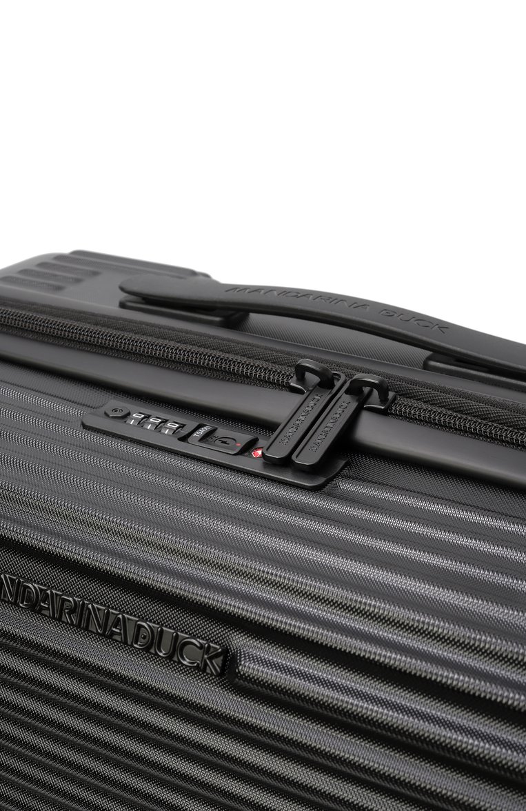 Женский чемодан tank case medium MANDARINA DUCK черного цвета, арт. FSV23-651 | Фото 2 (Размер: medium; Материал: Пластик; Автоматизация состава: Проставлено; Автоматизация ТО: Проставлено)