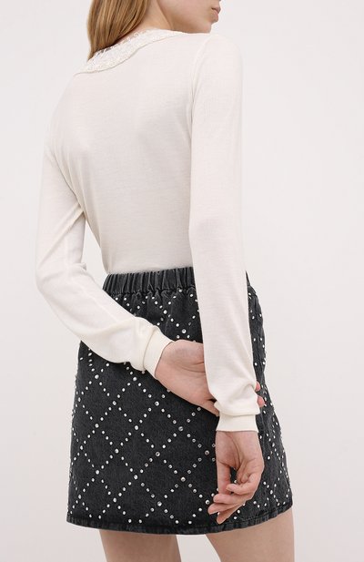 Кардиган из кашемира и шелка MIU MIU белого цвета по цене 94000 руб., арт. MMF202-1V81-F0304, фото 4 Кардиган из кашемира и шелка MIU MIU, арт. MMF202-1V81-F0304, фото 4