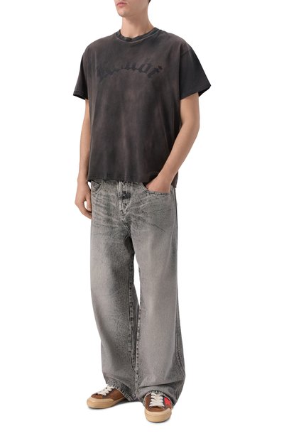 Хлопковая футболка KSUBI темно-серого цвета по цене 18600 руб., арт. MSP26TE022, фото 2 Хлопковая футболка KSUBI, арт. MSP26TE022, фото 2