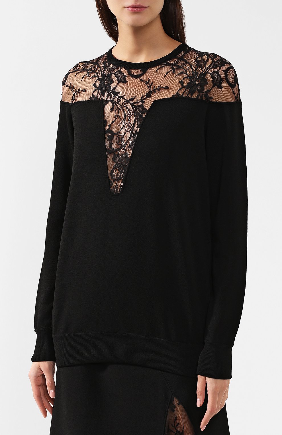Пуловер из вискозы GIVENCHY черного цвета по цене 135500 руб., арт. BW907P4Z5J, фото 3 Пуловер из вискозы GIVENCHY, арт. BW907P4Z5J, фото 3