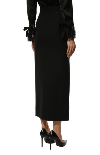 Шелковая юбка TEGIN черного цвета по цене 60000 руб., арт. SS2302, фото 4 Шелковая юбка TEGIN, арт. SS2302, фото 4
