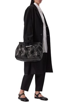 Женская сумка glam slam classique medium MAISON MARGIELA черного цвета, арт. SB1WG0034/P4300 | Фото 7 (Ремень/цепочка: На ремешке; Материал: Натуральная кожа; Размер: medium; Автоматизация состава: Проставлено; Автоматизация ТО: Проставлено)