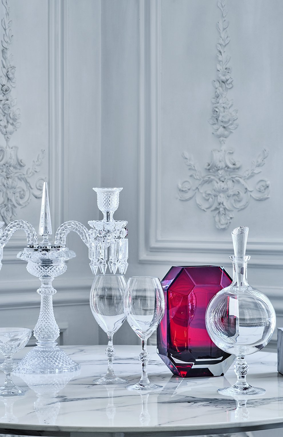 Ваза octogone BACCARAT красного цвета по цене 327000 руб., арт. 2 813 754, фото 3 Ваза octogone BACCARAT, арт. 2 813 754, фото 3